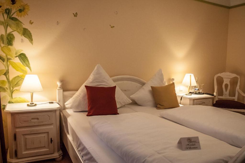 Hotel Speeter Weisenheim am Berg Room photo